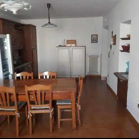 Storico Nel Centro Di Caramanico * Caramanico Terme